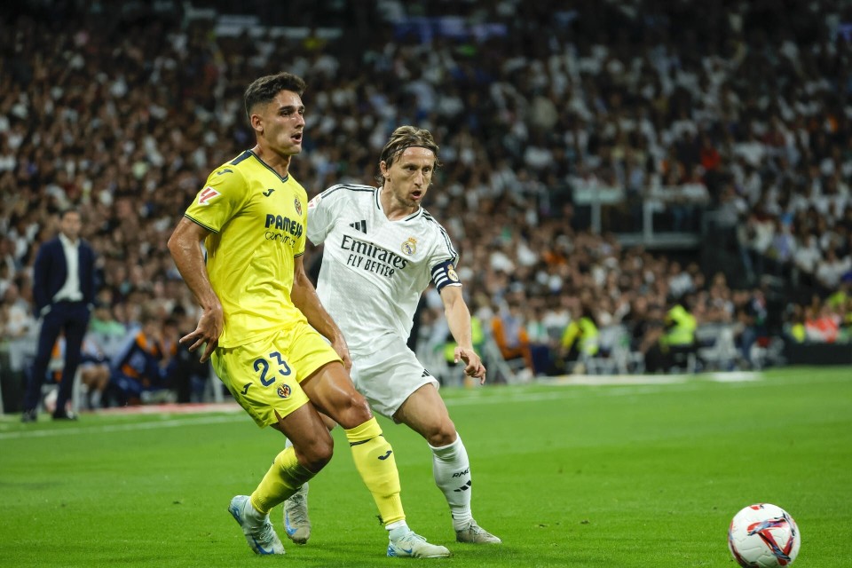  比利亚雷亚尔发布备战花絮；今夜远射贴柱；西甲任务艰巨；心理建设被强调-开云网站