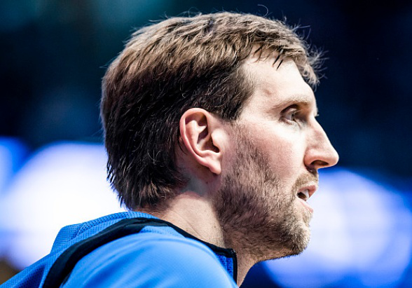 包含阿斯顿维拉训练开放日，赛后调整名单引欢呼，欧超杯在即，训练强度明显提升的词条-开云网站