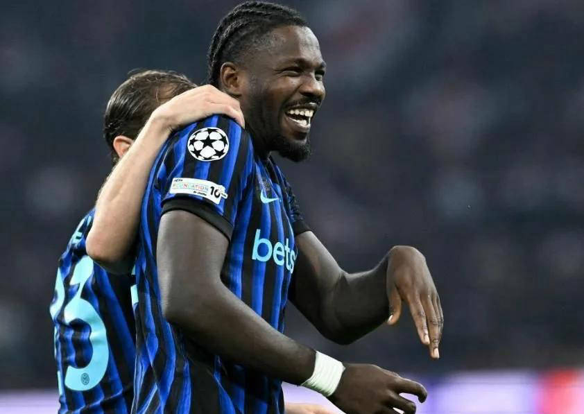 清晨体能课后,犹他爵士回应争议备战欧冠,质疑声仍在,团队化学反应显著(犹他爵士vs休斯顿火箭) 清晨体能课后,犹他爵士回应争议备战欧冠,质疑声仍在,团队化学反应显著(犹他爵士vs休斯顿火箭)