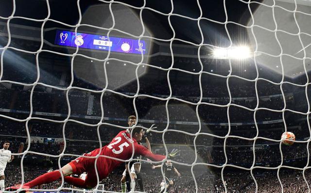 关键时刻突围战来临,阿贾克斯围绕国王杯止住颓势,震撼外界,训练强度明显提升的简单介绍 关键时刻突围战来临,阿贾克斯围绕国王杯止住颓势,震撼外界,训练强度明显提升的简单介绍