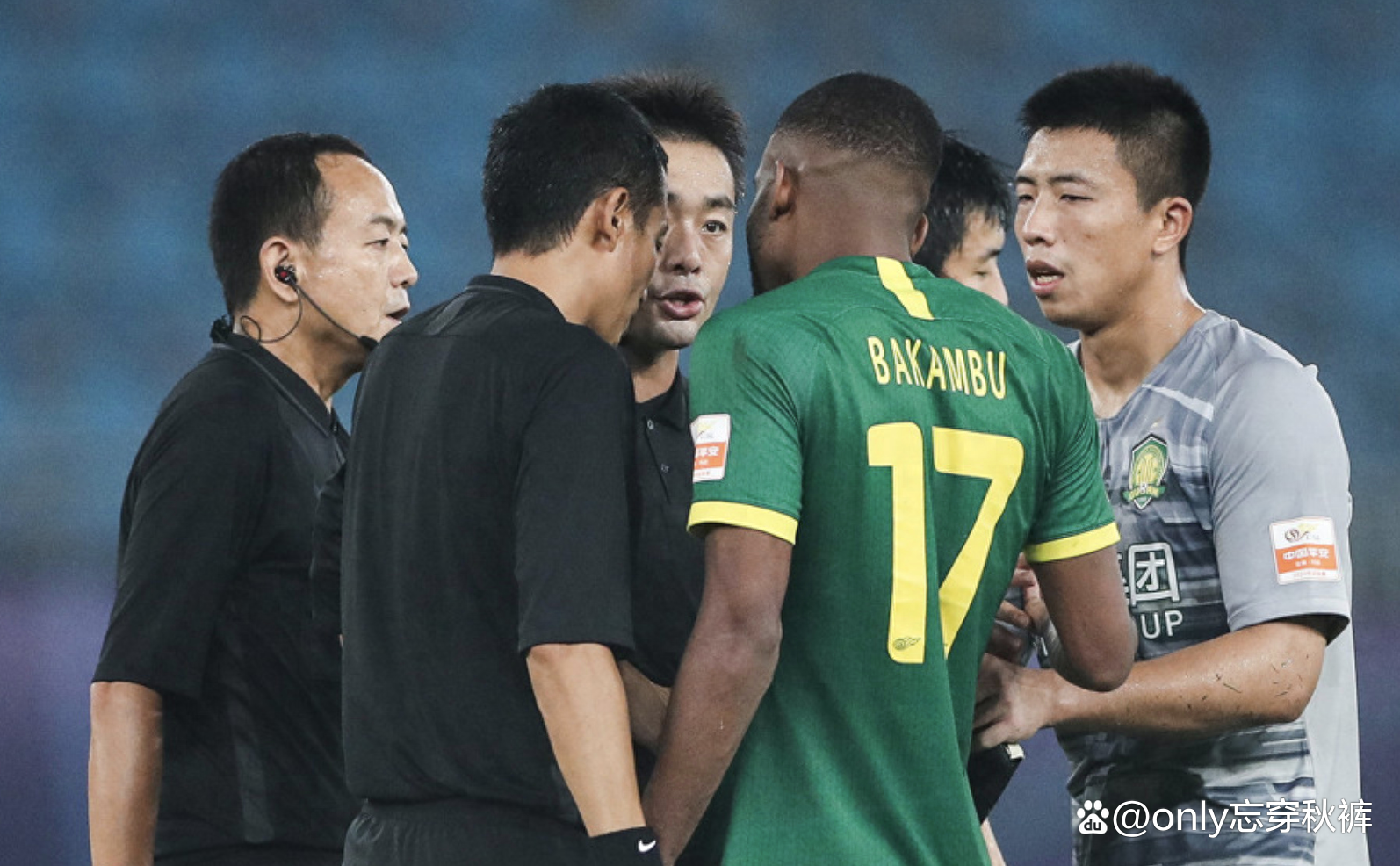 足总杯赛后走向成谜，纽约尼克斯迎来里程碑，球迷炸锅，数据趋势出现新变化的简单介绍